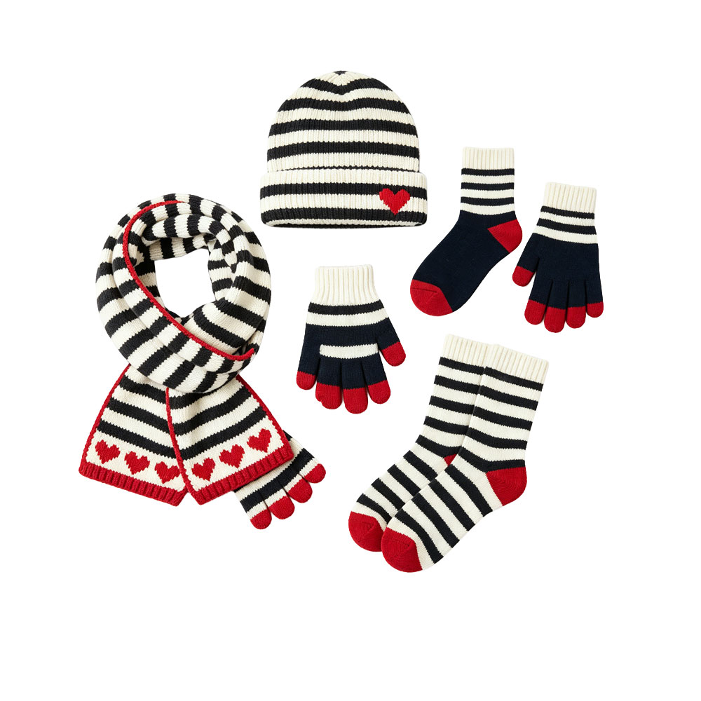 Set mănuși și pălării-t4-X Gloves and hats set-t4-X