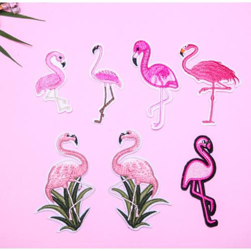 Funktsioon Flamingos Birds DIY kohandatud tikandiplaastrid