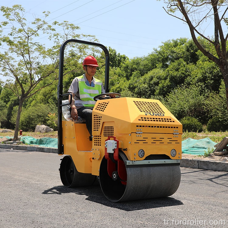 800 kg Koltuk tarzı Yol kompaktör makinesi yol Yüksek Kaliteli silindir kompaktör FYL-860