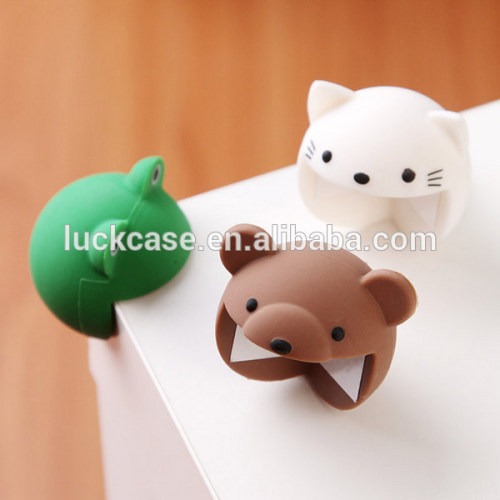 Factory price cute Baby/kids/child Safety silicone table corner protector/silicone corner cushions/silicone Edge & Corner Guards