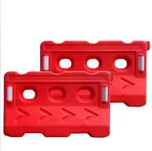 Red Plastic Water Filled Traffic Barriers for Road Safety