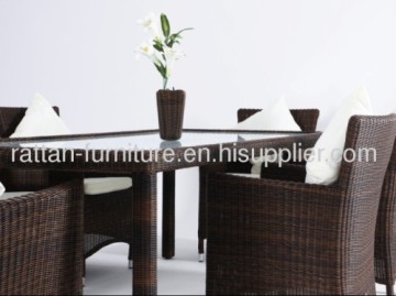 Outdoor Wicker Furniture Dinning Sets Table And Chair?
