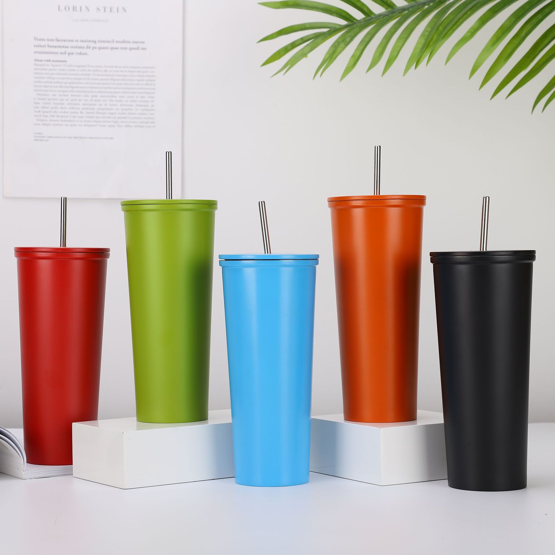 Fashionable Custom 600 ml Stainless Steel Double Wall Insulated Vacuum Coffee Tumbler Beer Cups with Straw