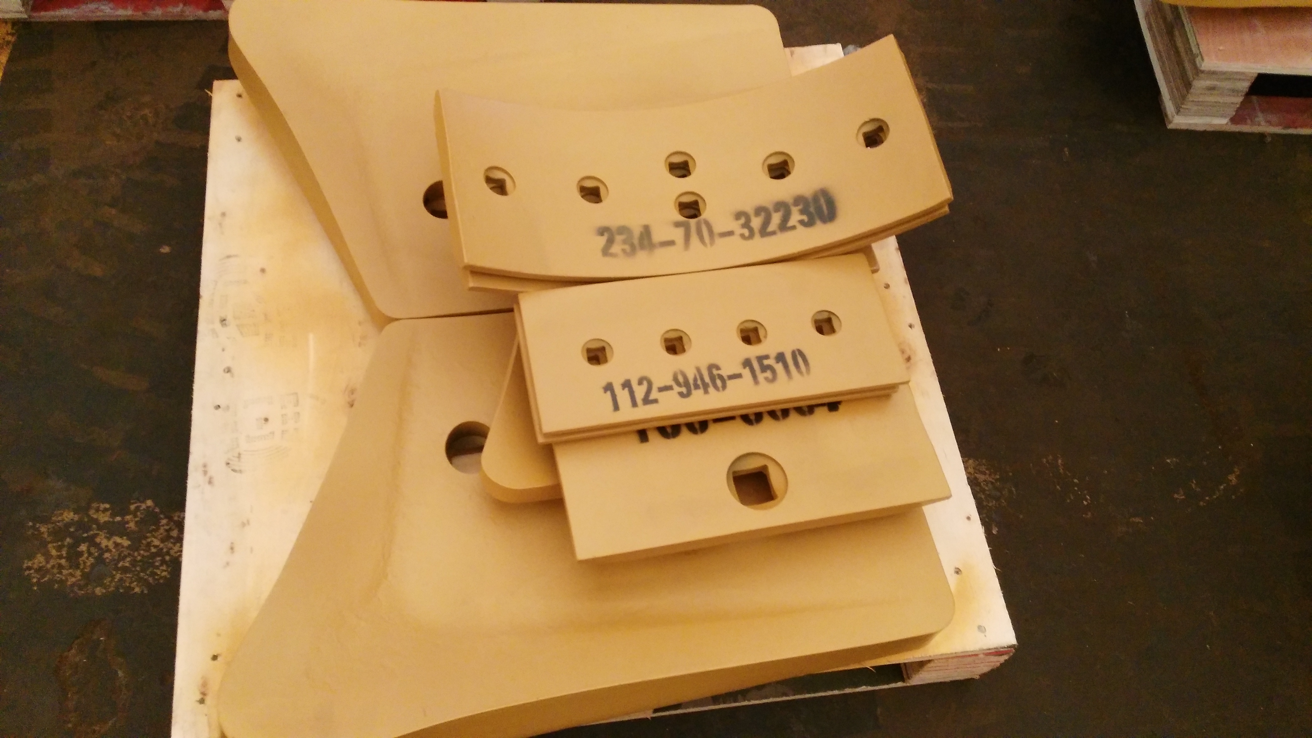 234-70-32230 grader blade parts (2)