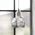 Lampes en verre suspendues contemporaines LEDER