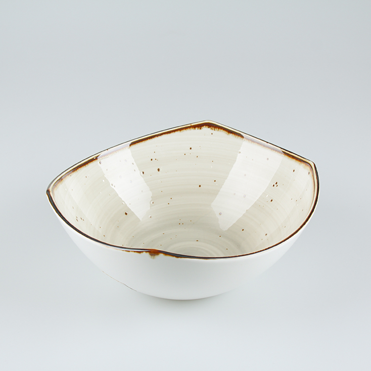 Nordic Style Beige Glazed Ceramic Taguari