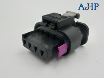 AMP/TE/TYCO 4 Position Connector 1718645-1