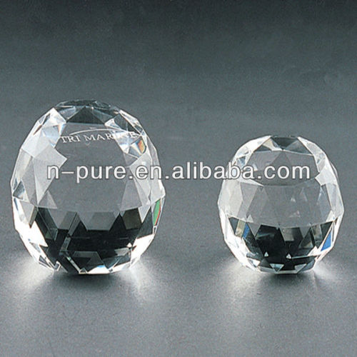 Pure Round Cut Crystal Diamonds