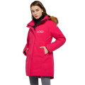 Personnalisation du manteau d'hiver des femmes en vente