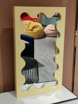 Modern Decor Small Wavy Wood Frame Wall Mirror