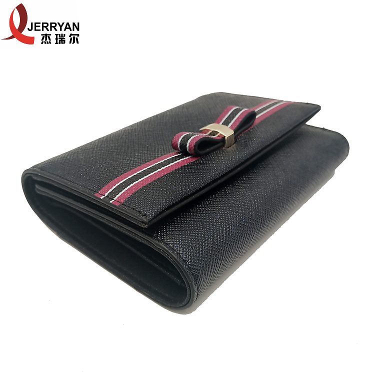 thin leather wallet