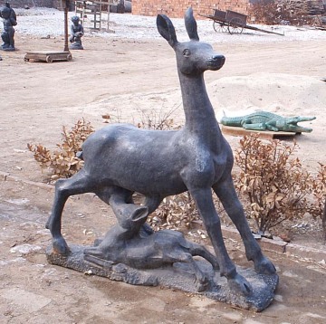 wholesale hceap price iron metal casting craft for dale