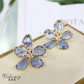 Fashion Forward Crystal Flower Stud Earrings