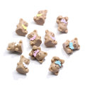 Kawaii Flat Back Resin Bear con ciondolo Bowknot Charms Dollhouse Pretty Toys Bambini Hairclips Accessori per la testa