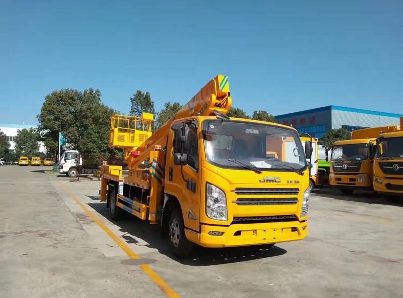 CLW 24M Telescopic Boom Platform Truck