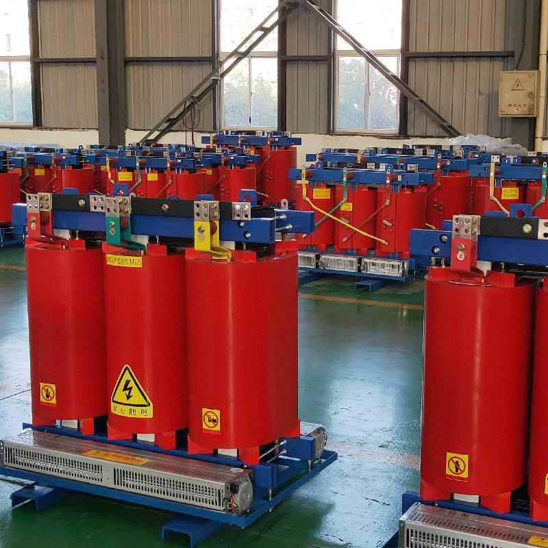 Epoxy resin cast dry transformer