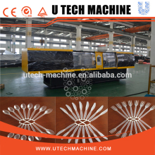 Automatic injection molding machine for making plastic spoon/fork/knife/plates tablewares