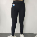 Pantaloni equestri di donne nere premium per lo sport