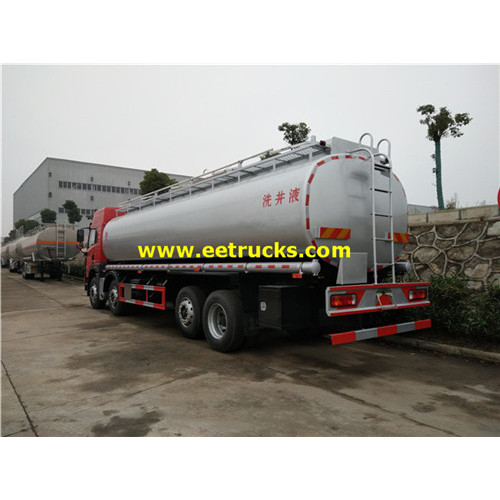 Camions de transport de pétrole de 28m3 8x4