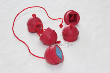 High Quality Red Rubber Billiards Chalk Holder