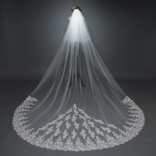 Hot Selling Handmade Beaded 2 Layer White Ivory Lace Cathedral Wedding Veil with Comb