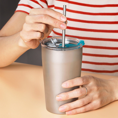 Tasse à bière en titane pur