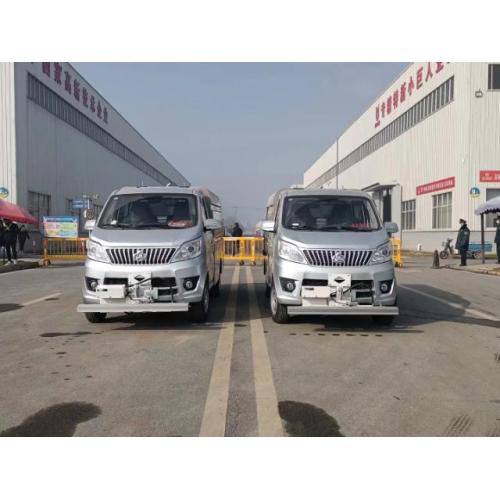 Mini Highway Sweeper Truck Airport Runway Cleaning Truck