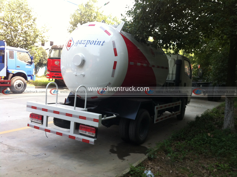lpg delivery truck 4