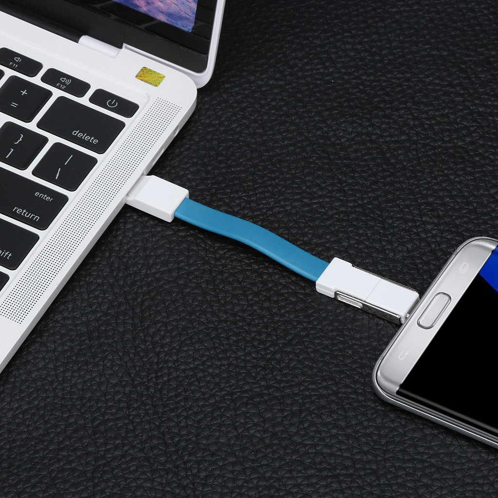 Yijiashishang 2019 Hot Christmas Promotion Gifts 3 in 1 Magnetic keychain usb data charging cable