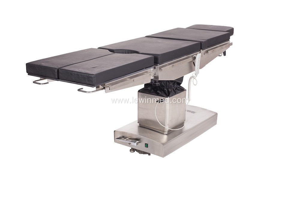 Operating theatre room electric surgical tables