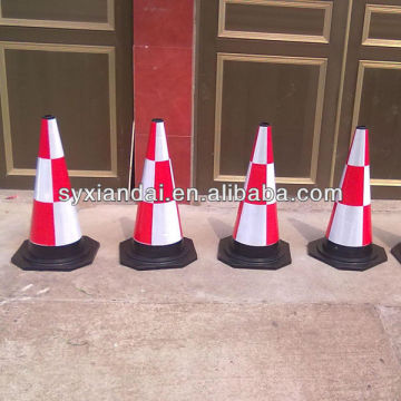 rubber safety traffic cone traffic cone black flat traffic cone