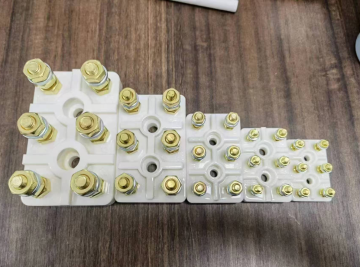 Ceramic terminal block for electric motors