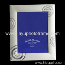 Outline Silver Plated Photo Frames?