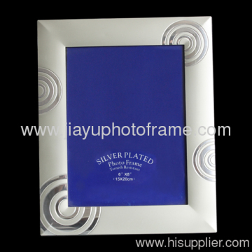 Outline Silver Plated Photo Frames?