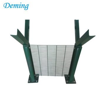 358 anti-climb welded mesh fence for perimeter security