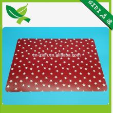 custom designed plastic PP table mat