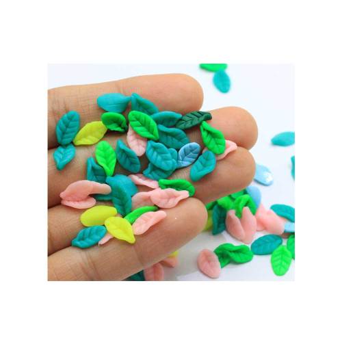 Diseño lindo 100 Uds Mini hoja de árbol cuentas de arcilla polimérica blanda baratas baratas coloridas Kawaii para decoración DIY suministros de limo