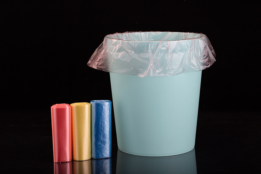 Colorful Plastic Trash Bag on Roll