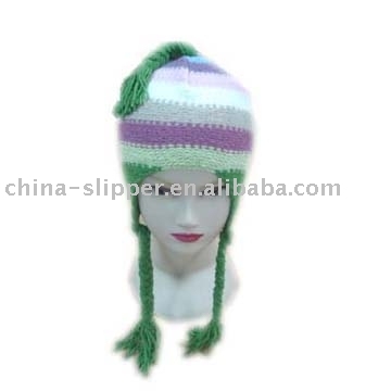 100% polyester striped knitted flap hat with tassel