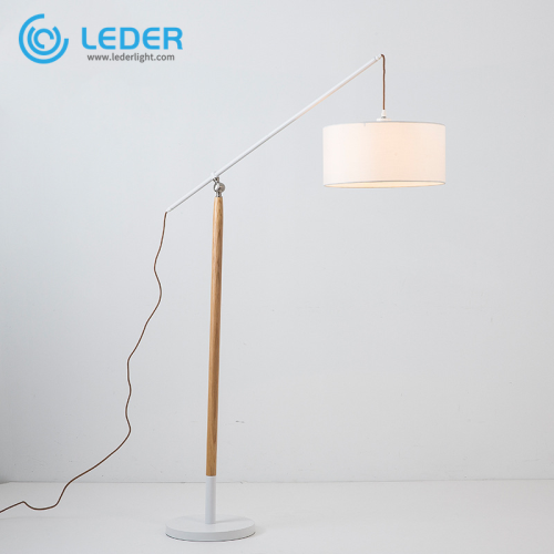 Lampadaire en bois standard LEDER