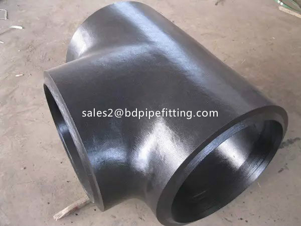 Alloy pipe fitting (503)