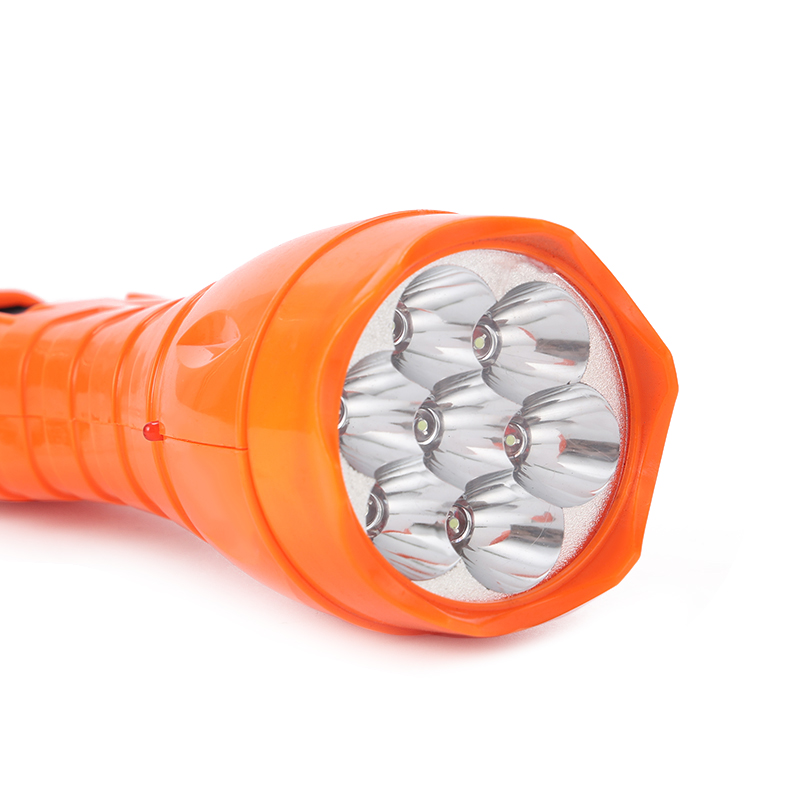 Linterna de 300 mAh. 300mAh Flashlight