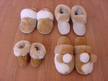 Kids Youth Sheepskin Moccasin Slippers