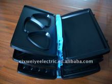 sandwich maker with plate holder