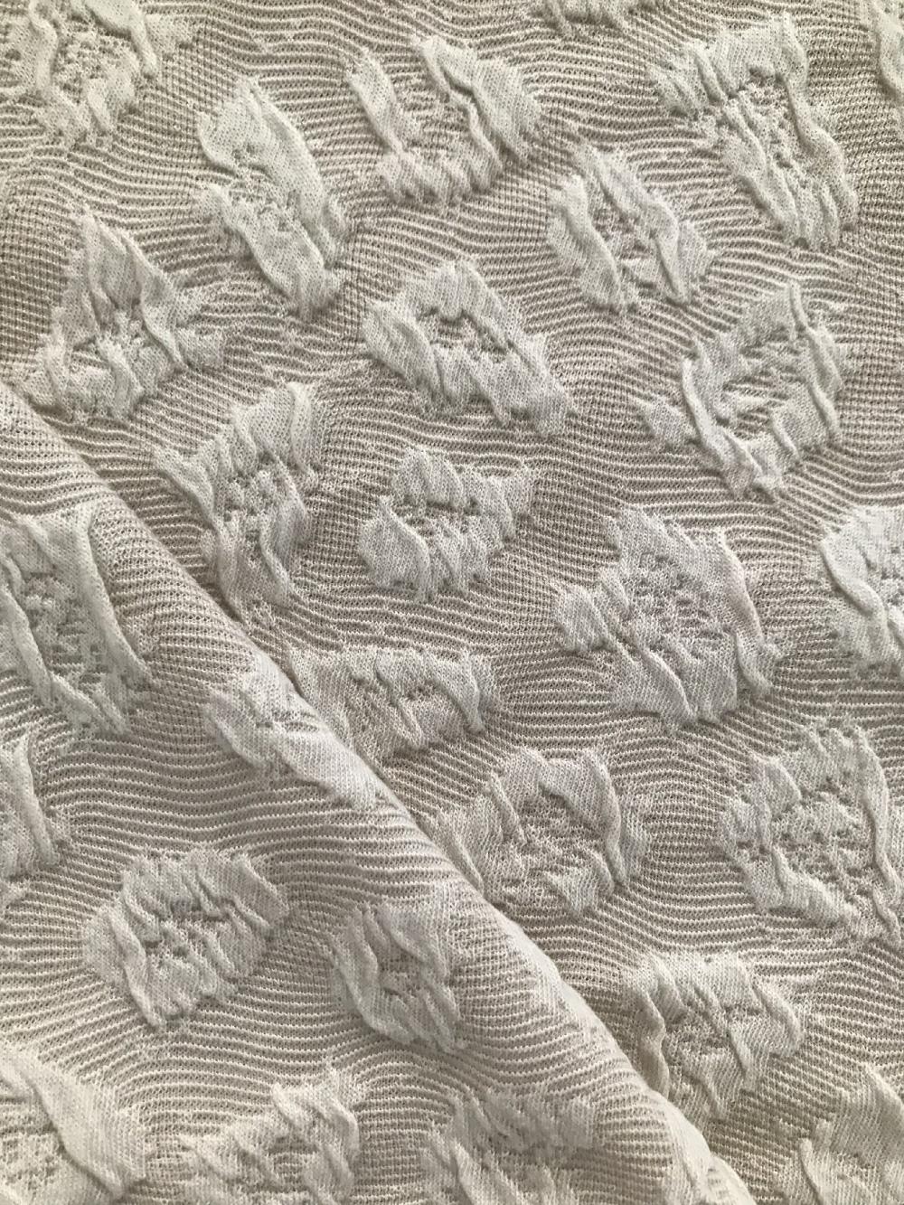 نمط حيوان في Jacquard المزدوج