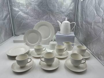 Top tier ceramic tableware