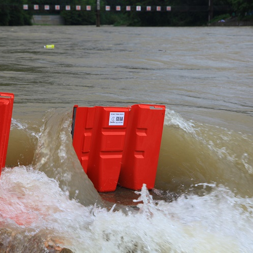 Anti flood barrier flood control for river bridge