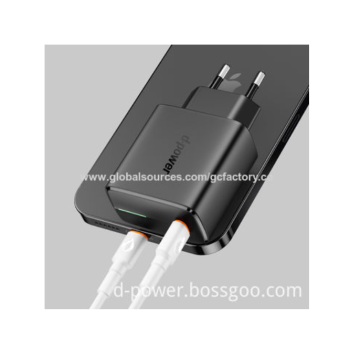 32w Newly Developed Mobile Phone Charger 3 Ports