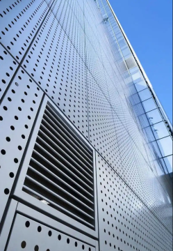 Bonding metallic powder coating for aluminum veneer