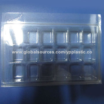 Clear clamshell blister package for 18 wax